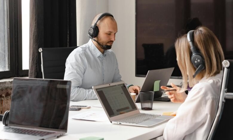 corporate tech support hotline